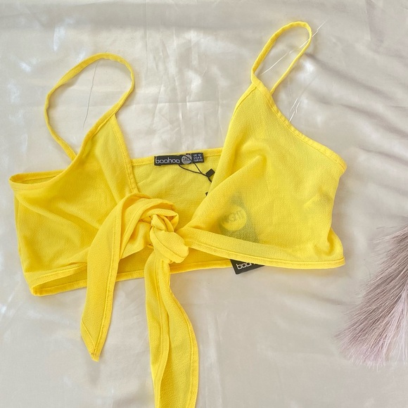 Boohoo Tops - Boohoo Tall Yellow Cropped Tie Front Tank Top Size 12 NWT